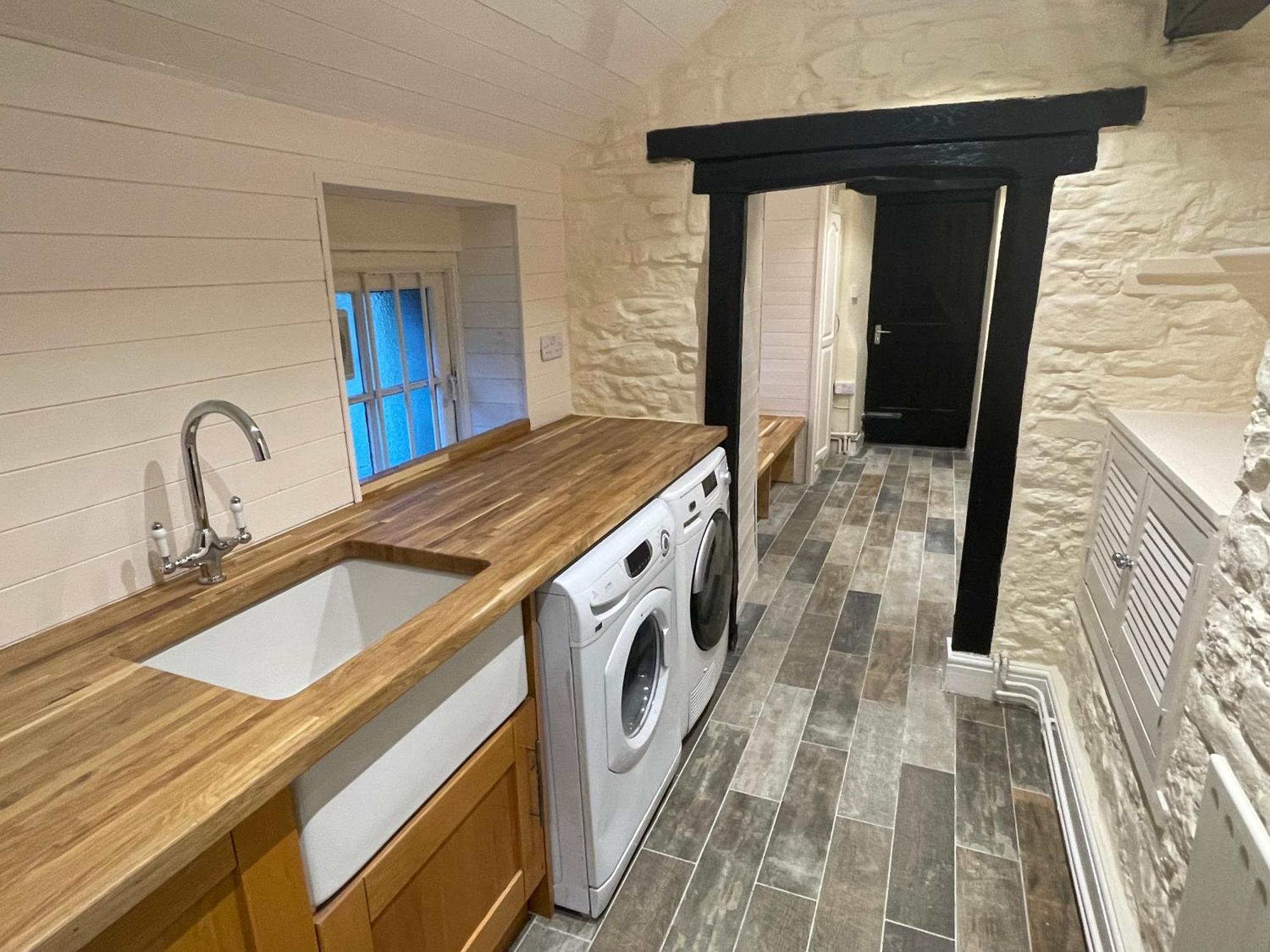 Large Historic Farmhouse In Rhondda Valley Perfect For Groups With Hot Tub Blaencwm Ngoại thất bức ảnh